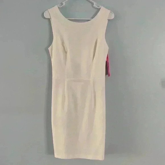 NWT Betsey Johnson Women'S Cross Cutout Back Scuba Crepe Dress White Size 8 - Picture 2 of 12